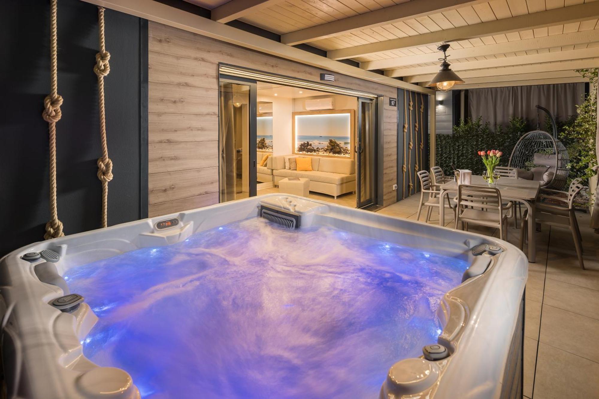 Premium Camping Homes Santa Marina, Lanterna Tar-Vabriga Exteriör bild